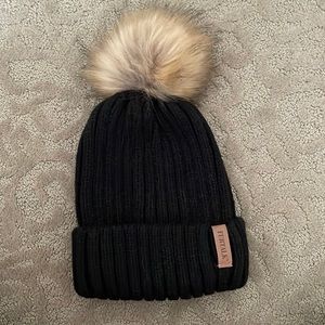 Furtalk black Pom hat
